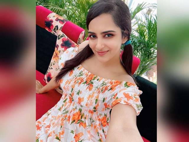 బిగ్బాస్ హిమజ.. సూపర్ పిక్స్