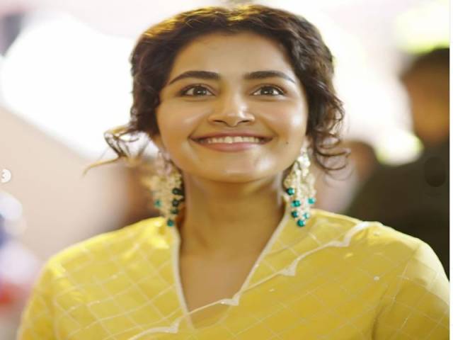 అనుపమ పరమేశ్వరన్ లేటెస్ట్ ఫోటోలు