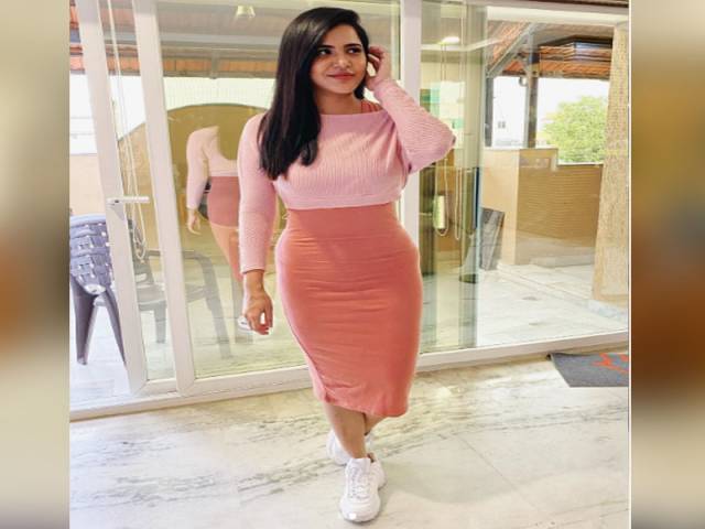 అశురెడ్డి లేటెస్ట్ ఫోటోలు